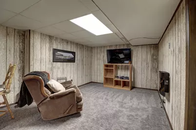 24165 Hillcrest Drive, Sterling, IL 61081 - Photo 16