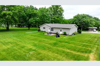 24165 Hillcrest Drive, Sterling, IL 61081 - Photo 2
