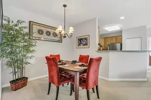 34451 N Old Walnut Cir, Gurnee, IL 60031 - Photo 6