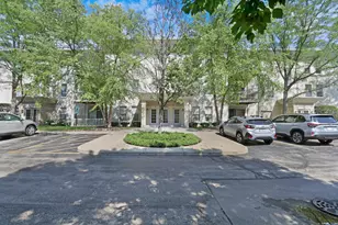 34451 N Old Walnut Cir, Gurnee, IL 60031 - Photo 1