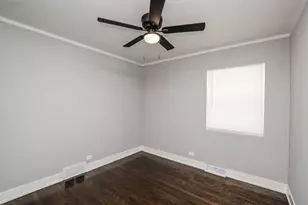1307 E 88th St, Chicago, IL 60619 - Photo 8