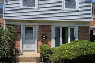 4093 Quincy Ct, Streamwood, IL 60107 - Photo 1