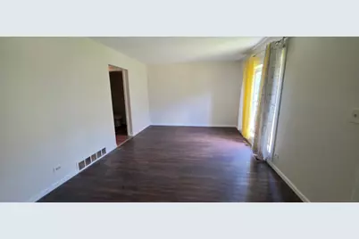 4093 Quincy Court, Streamwood, IL 60107 - Photo 6