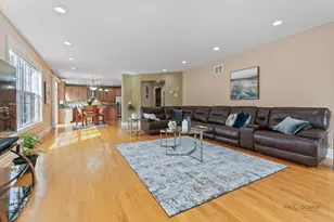 312 Camargo Ct, Vernon Hills, IL 60061 - Photo 16