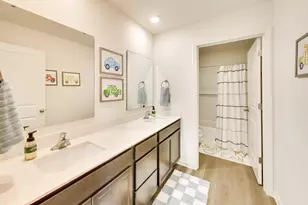 1316 Tiger Lily Dr, Bartlett, IL 60103 - Photo 16