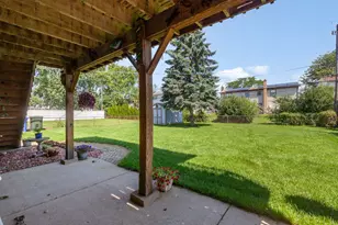 1826 W Catalpa Ln, Mount Prospect, IL 60056 - Photo 16