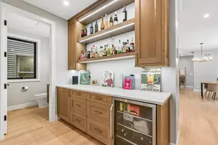 1845 W Waveland Ave, Chicago, IL 60613 - Photo 16