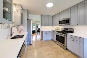 1823 E Camp McDonald Rd, Mount Prospect, IL 60056 - Photo 8