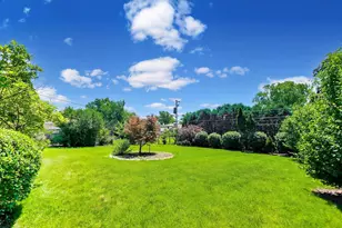 1823 E Camp McDonald Rd, Mount Prospect, IL 60056 - Photo 26