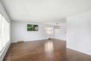 5129 N Chester Ave, Chicago, IL 60656 - Photo 4