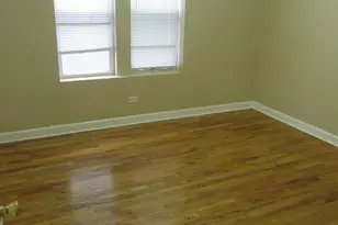 2251 W Rosemont Ave, Chicago, IL 60659 - Photo 8