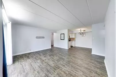 6443 Clarendon Hills Road #301C, Willowbrook, IL 60527 - Photo 8