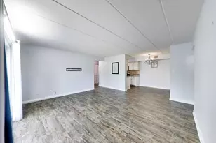 6443 Clarendon Hills Rd, Willowbrook, IL 60527 - Photo 8