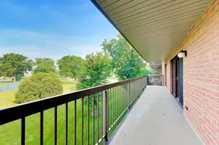 6443 Clarendon Hills Rd, Willowbrook, IL 60527 - Photo 24