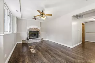 562 Roxbury Dr, Naperville, IL 60565 - Photo 26