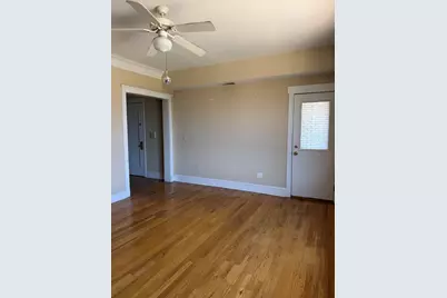 3706 N Sheffield Avenue #2, Chicago, IL 60613 - Photo 4
