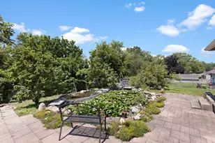 2219 24th St, Rockford, IL 61108 - Photo 16