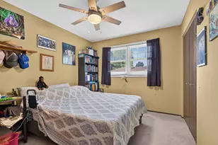 320 Barber St, West Chicago, IL 60185 - Photo 14