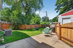320 Barber St, West Chicago, IL 60185 - Photo 18
