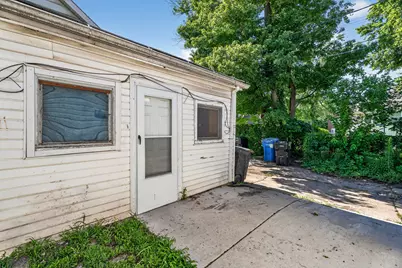 11715 S Wentworth Avenue, Chicago, IL 60628 - Photo 32
