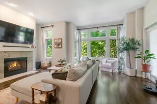1715 W George St, Chicago, IL 60657 - Photo 2