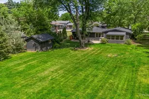 3403 Cove Ct, Johnsburg, IL 60051 - Photo 2