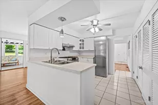 3403 Cove Ct, Johnsburg, IL 60051 - Photo 8