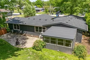 3403 Cove Ct, Johnsburg, IL 60051 - Photo 4