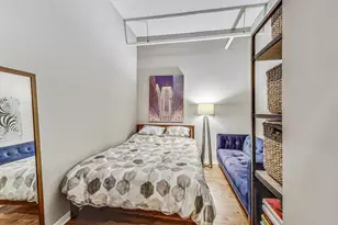 740 W Fulton St, Chicago, IL 60661 - Photo 8
