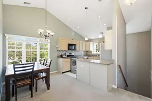 1959 Heron Ave, Schaumburg, IL 60193 - Photo 4