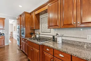 3N874 John Greenleaf Whittier Pl, Saint Charles, IL 60174 - Photo 20