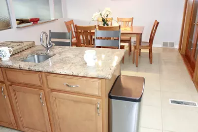 5639 N Manor Lane, Norwood Park Township, IL 60631 - Photo 18