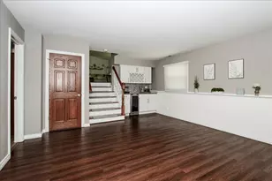 4N681 Brookside W Dr, Saint Charles, IL 60175 - Photo 14