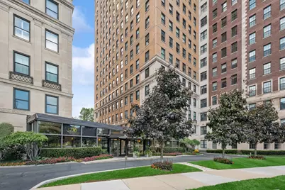 3740 N Lake Shore Drive #5A, Chicago, IL 60613 - Photo 1