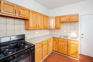 5168 S King Dr, Chicago, IL 60615 - Photo 4