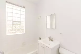 5168 S King Dr, Chicago, IL 60615 - Photo 8