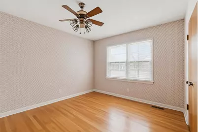 4201 Linden Avenue, Western Springs, IL 60558 - Photo 12