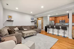 4447 N Magnolia Ave, Chicago, IL 60640 - Photo 4