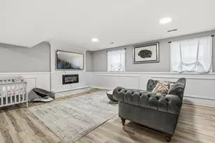 825 Cherry Ln, Thornton, IL 60476 - Photo 12