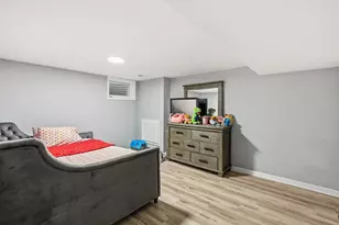 825 Cherry Ln, Thornton, IL 60476 - Photo 26
