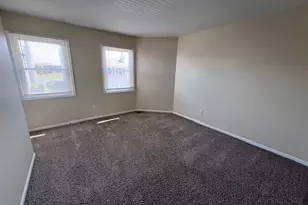 1235 Marywood Ct, Aurora, IL 60505 - Photo 14