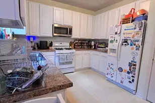 3359 Kentshire Cir, Aurora, IL 60504 - Photo 6