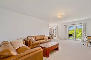 9356 Landings Ln, Des Plaines, IL 60016 - Photo 6