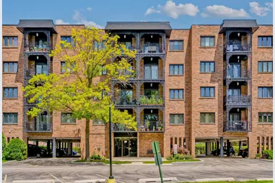 9356 Landings Lane #504, Des Plaines, IL 60016 - Photo 1