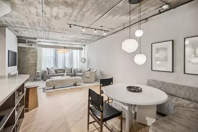 411 W Ontario Street #322, Chicago, IL 60654 - Photo 8