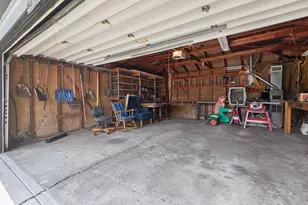 19422 Interurban Ave, Chicago Heights, IL 60411 - Photo 16
