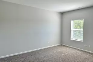 853 E Main St, East Dundee, IL 60118 - Photo 8