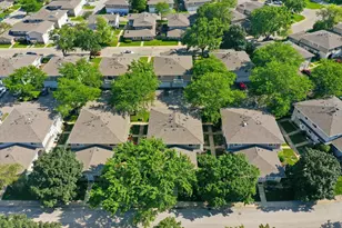 1437 Sutter Dr, Hanover Park, IL 60133 - Photo 44