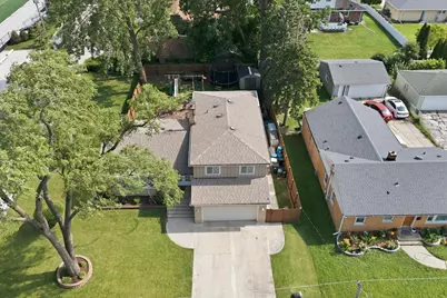 10603 Drummond Place, Melrose Park, IL 60164 - Photo 30