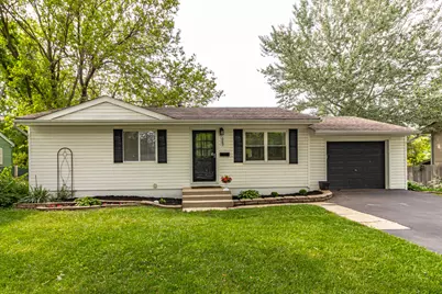 689 Laurel Avenue, Wauconda, IL 60084 - Photo 1